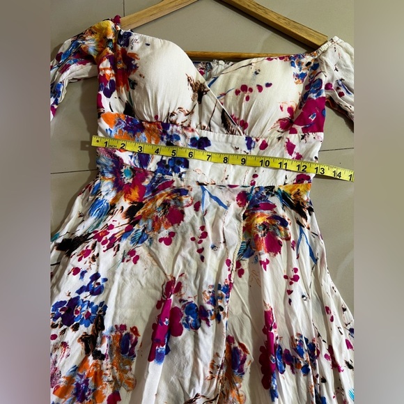 Banjul Floral Maxi Dress - White and Multicolor - Picture 5 of 16